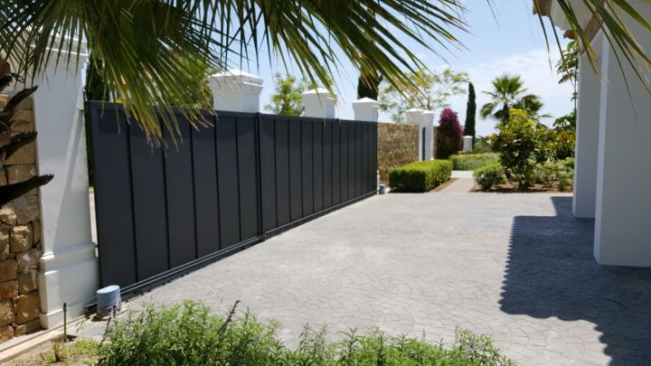 Altavista Benahavis - Luxury villas with mountain and sea views in Benahavis