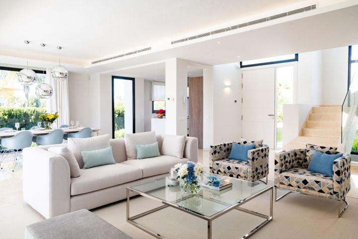 Marina Bay Estepona - Modern apartments steps from Estepona marina and the beach