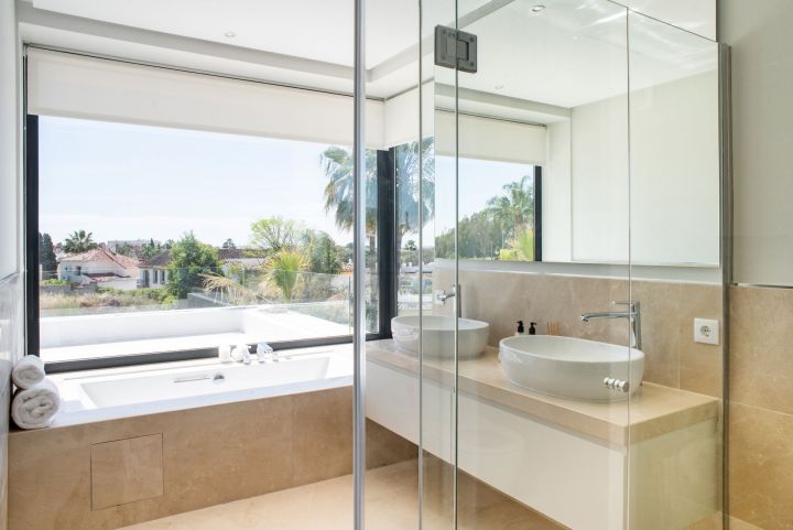 Marina Bay Estepona - Modern apartments steps from Estepona marina and the beach