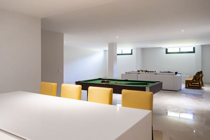 Marina Bay Estepona - Modern apartments steps from Estepona marina and the beach