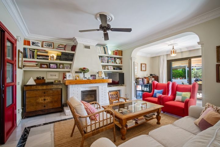 La Merced 16 - Charming Andalusian style home located in Marbella Center