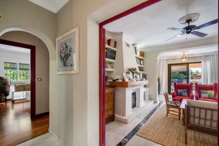 La Merced 16 - Charming Andalusian style home located in Marbella Center