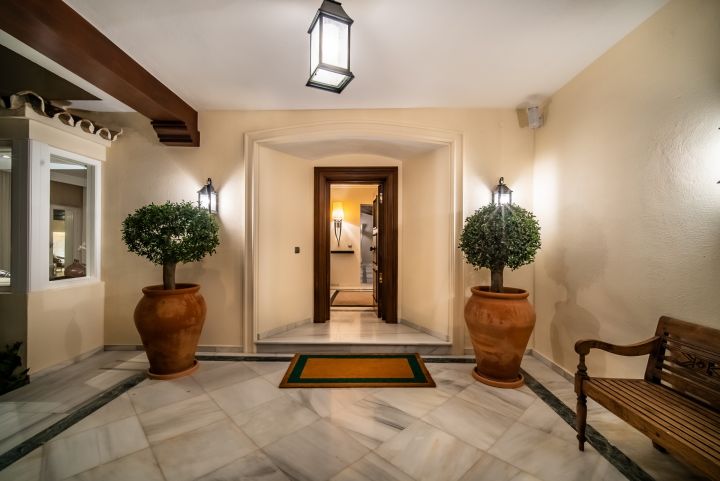 Casiopea 101 - Luxury Property with Modern Design in Los Naranjos