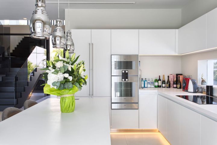 Nagüeles 27 - Spacious Villa with Contemporary Design