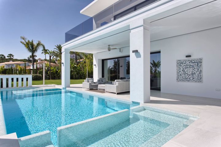 Nagüeles 27 - Spacious Villa with Contemporary Design