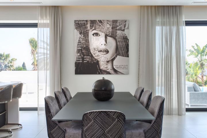 Nagüeles 27 - Spacious Villa with Contemporary Design