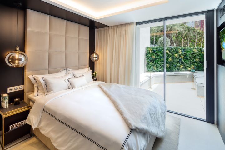 La Toca - Elegant Property with Modern Design in El Herrojo