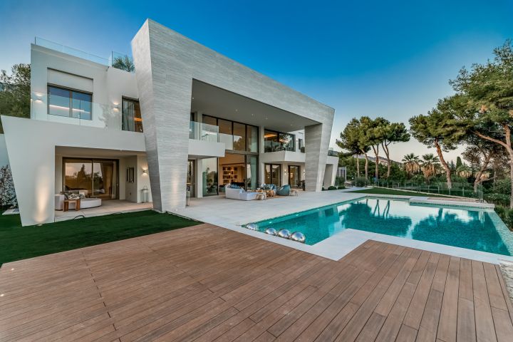 Villa Los Angeles - Charming Home within the Exclusive Community of Sierra Blanca