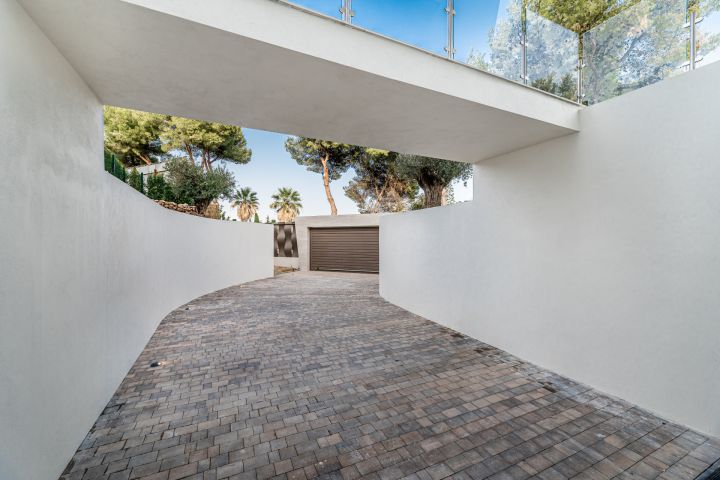 Villa Los Angeles - Charming Home within the Exclusive Community of Sierra Blanca