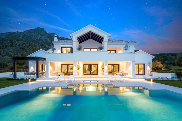 Villa Atenea - Bespoke Property with Stunning Sea Views in Sierra Blanca