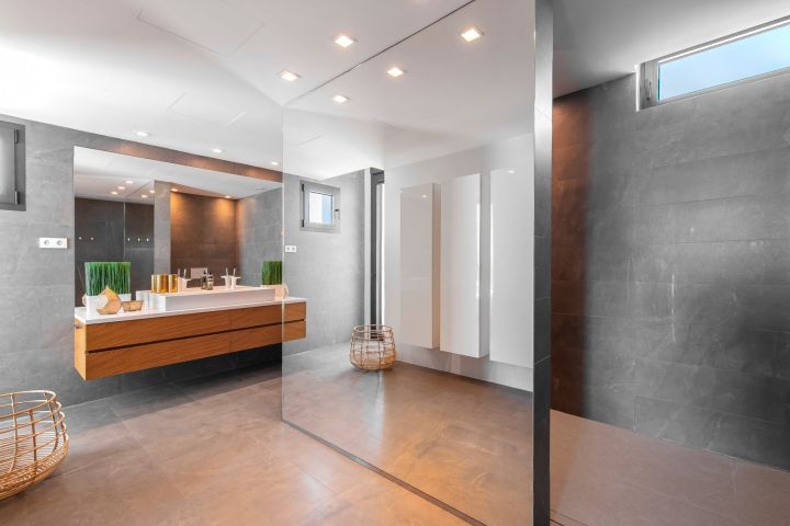 Villa Costabella - Primera línea de playa en Marbella