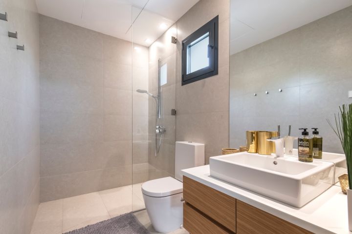 Villa Costabella - Primera línea de playa en Marbella