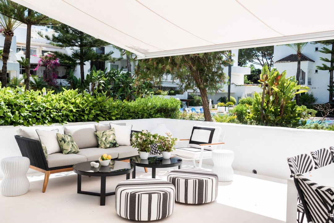 Ground Floor Apartment med 3 sovrum och 3 badrum - Maison contemporaine au design moderne à Alhambra del Mar