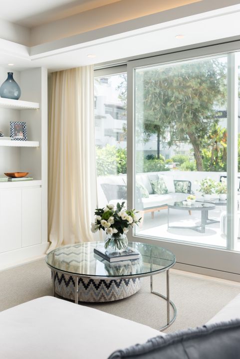 Ground Floor Apartment med 3 sovrum och 3 badrum - Maison contemporaine au design moderne à Alhambra del Mar