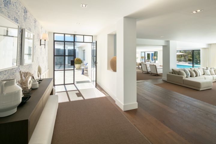 Villa Elba - Home with Andalusian Charm in Los Naranjos Golf