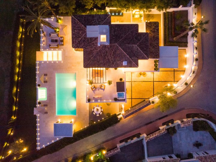 Villa Elba - Home with Andalusian Charm in Los Naranjos Golf