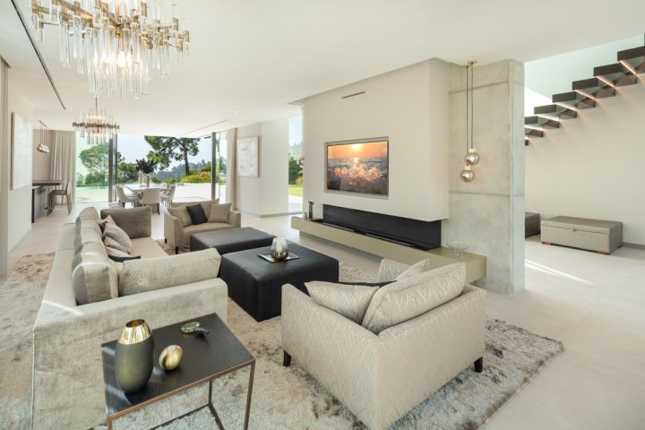 Madroñal 2 - Spacious Modern Home Frontline Golf