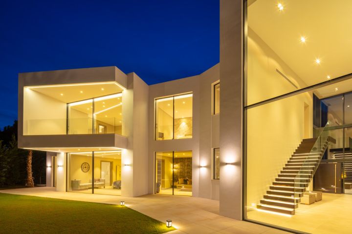 Madroñal 2 - Spacious Modern Home Frontline Golf