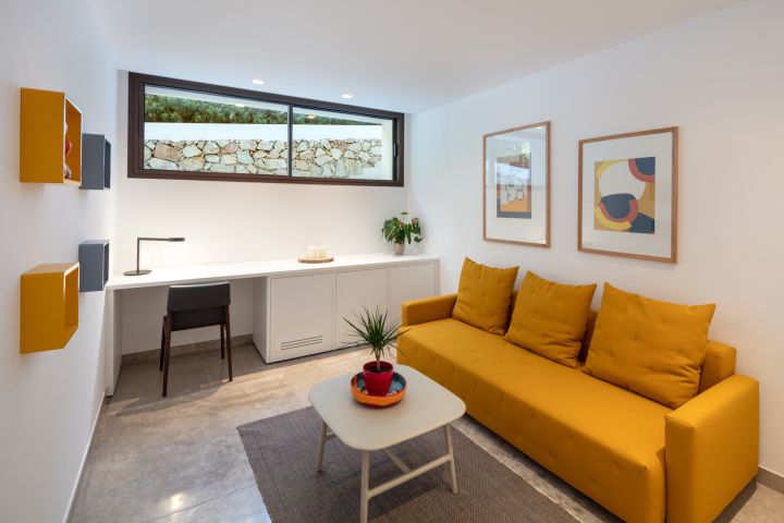 Villa con 5 dormitorios y 5 baños - Casa moderna a medida con diseño moderno