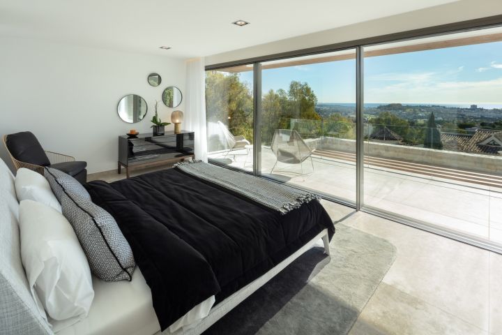 Villa con 5 dormitorios y 5 baños - Casa moderna a medida con diseño moderno