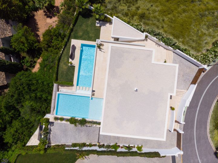 La Quinta 106 - Modern Elegant Villa in a Gated Community