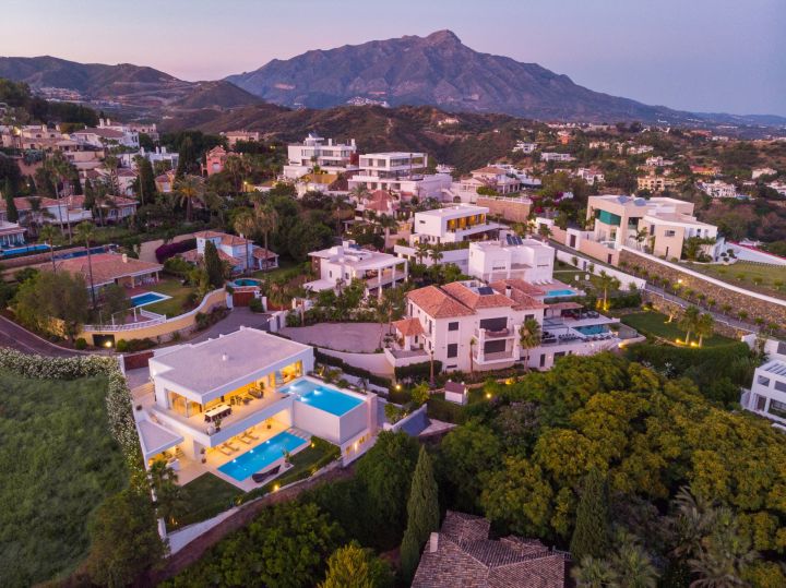 La Quinta 106 - Modern Elegant Villa in a Gated Community