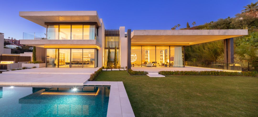 The Hills 9 - Elegant Luxury Property with a Prime Location