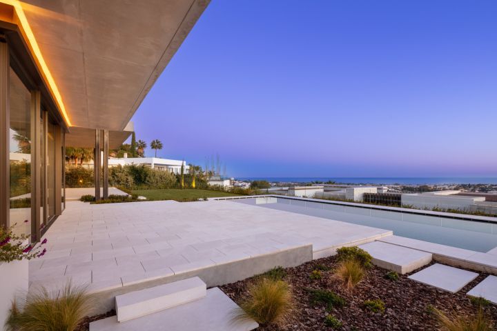 The Hills 9 - Elegant Luxury Property with a Prime Location