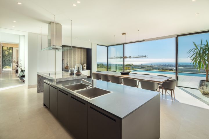 The Hills 9 - Elegant Luxury Property with a Prime Location