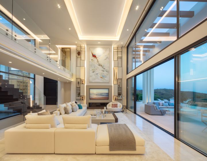 La Quinta 27 - Modern Contemporary Property with Andalusian Charm in La Quinta