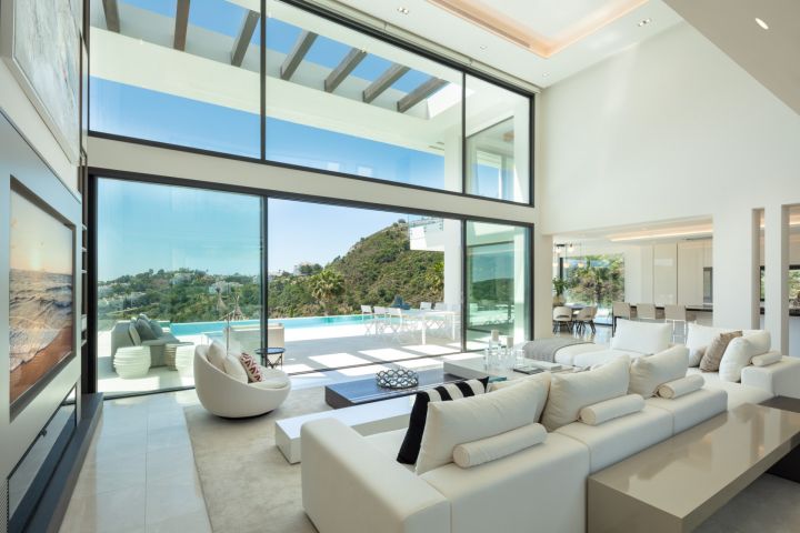 La Quinta 27 - Modern Contemporary Property with Andalusian Charm in La Quinta