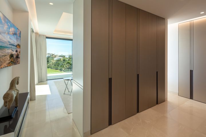 La Quinta 27 - Modern Contemporary Property with Andalusian Charm in La Quinta