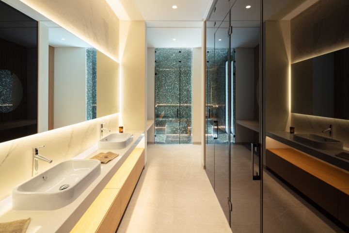 Villa Sienna - Bespoke Luxury Property on the Frontline of a Golf Course