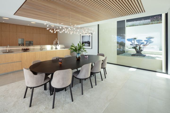 Villa Sienna - Bespoke Luxury Property on the Frontline of a Golf Course