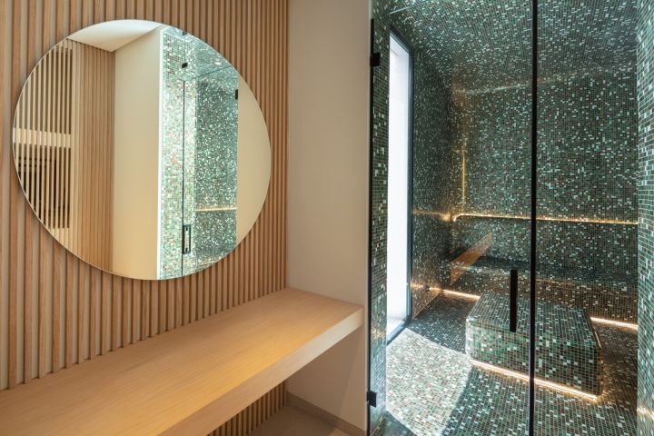 Villa Sienna - Bespoke Luxury Property on the Frontline of a Golf Course