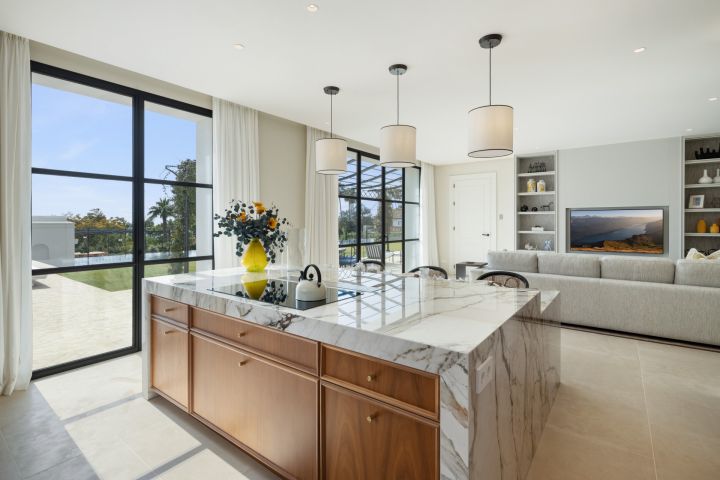 Fontana 4 - Propiedad de lujo con acabados de primera calidad en Cascada de Camoján