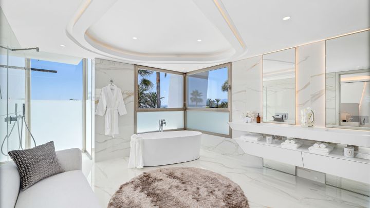 Villa Saphire - Obras maestras arquitectónicas en Los Monteros