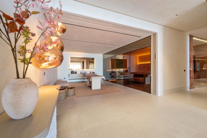 Casa Orquidea - Luxury Villa with Incredible Views in El Herrojo