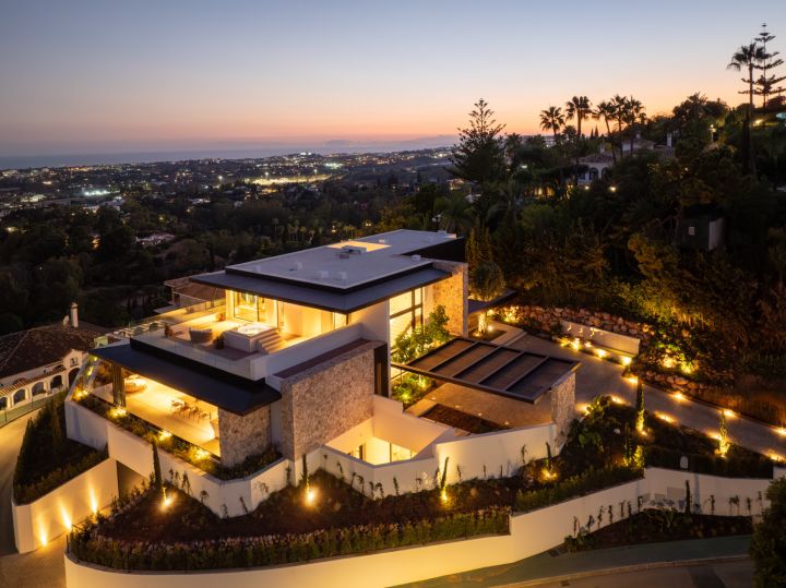 Casa Orquidea - Luxury Villa with Incredible Views in El Herrojo