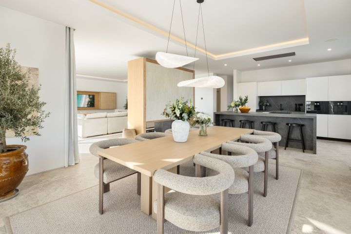 Villa Olivia - Luxurious Property with Panoramic Views