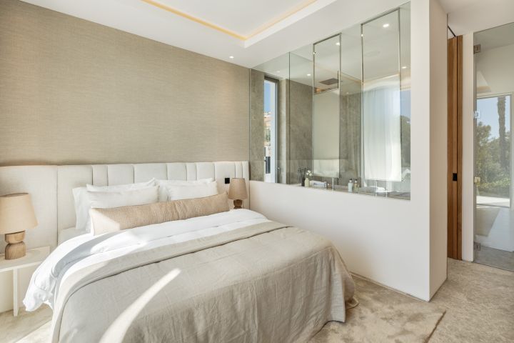 Villa Olivia - Luxurious Property with Panoramic Views