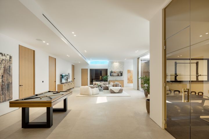 Villa Olivia - Luxurious Property with Panoramic Views