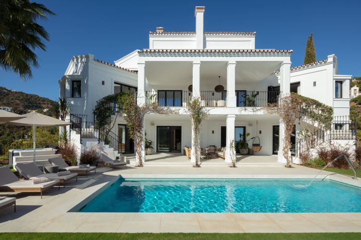 El Mirador 1 - Stylish Luxury Home with Stunning Sea Views in El Madroñal