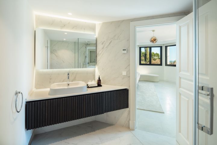 El Mirador 1 - Stylish Luxury Home with Stunning Sea Views in El Madroñal