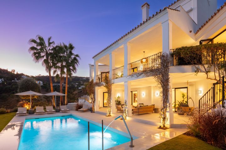 El Mirador 1 - Stylish Luxury Home with Stunning Sea Views in El Madroñal
