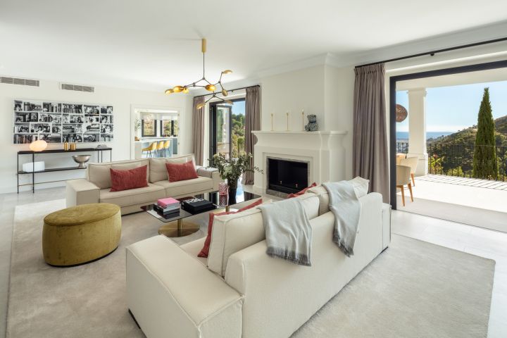 El Mirador 1 - Stylish Luxury Home with Stunning Sea Views in El Madroñal