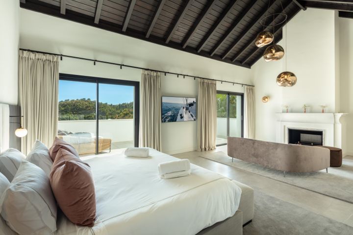 El Mirador 1 - Stylish Luxury Home with Stunning Sea Views in El Madroñal