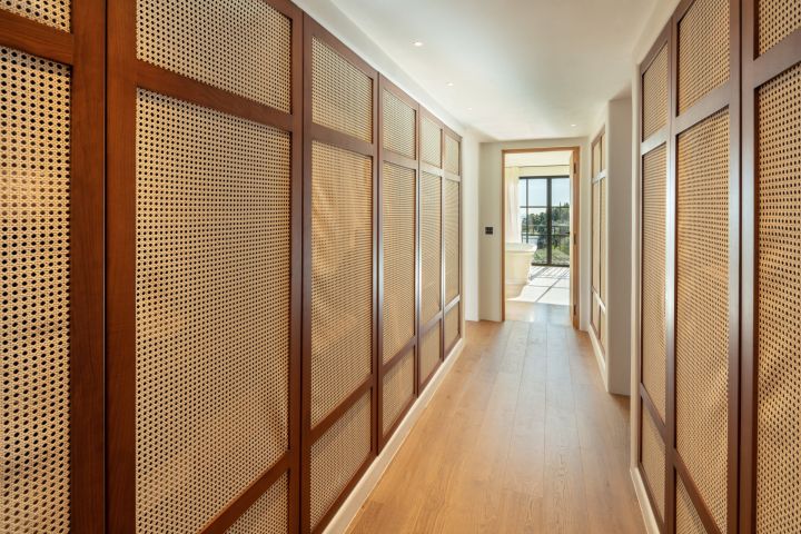 Villa Vittoria - Contemporary Elegant Villa with Stunning Sea Views