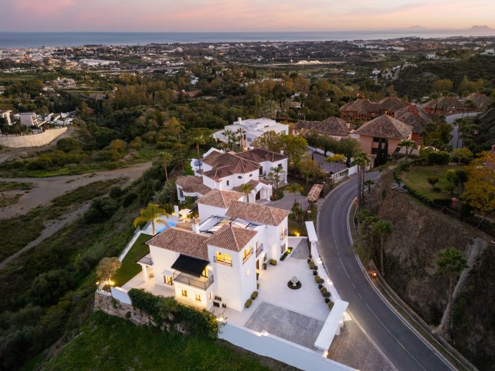 Villa Zibà - Contemporary Exclusive Villa with Panoramic Views