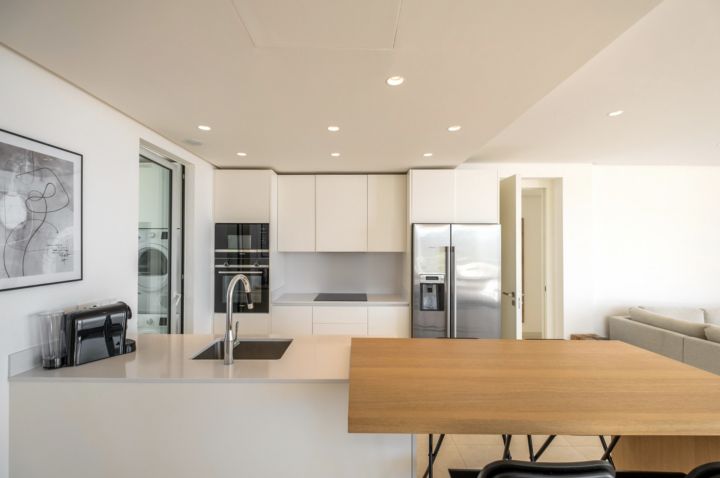 Penthouse in Palo Alto - Modern Exclusive Penthouse with Andalusian Charm in Palo Alto